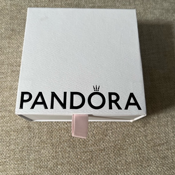 Pandora Barrel Clasp Bracelet - Picture 6 of 6